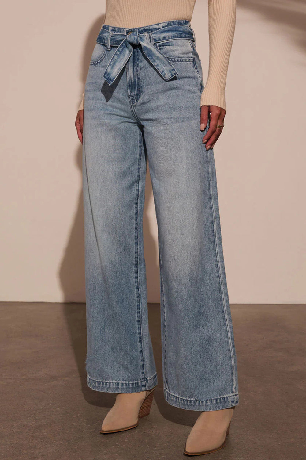 Bowtie Wide Leg Jeans